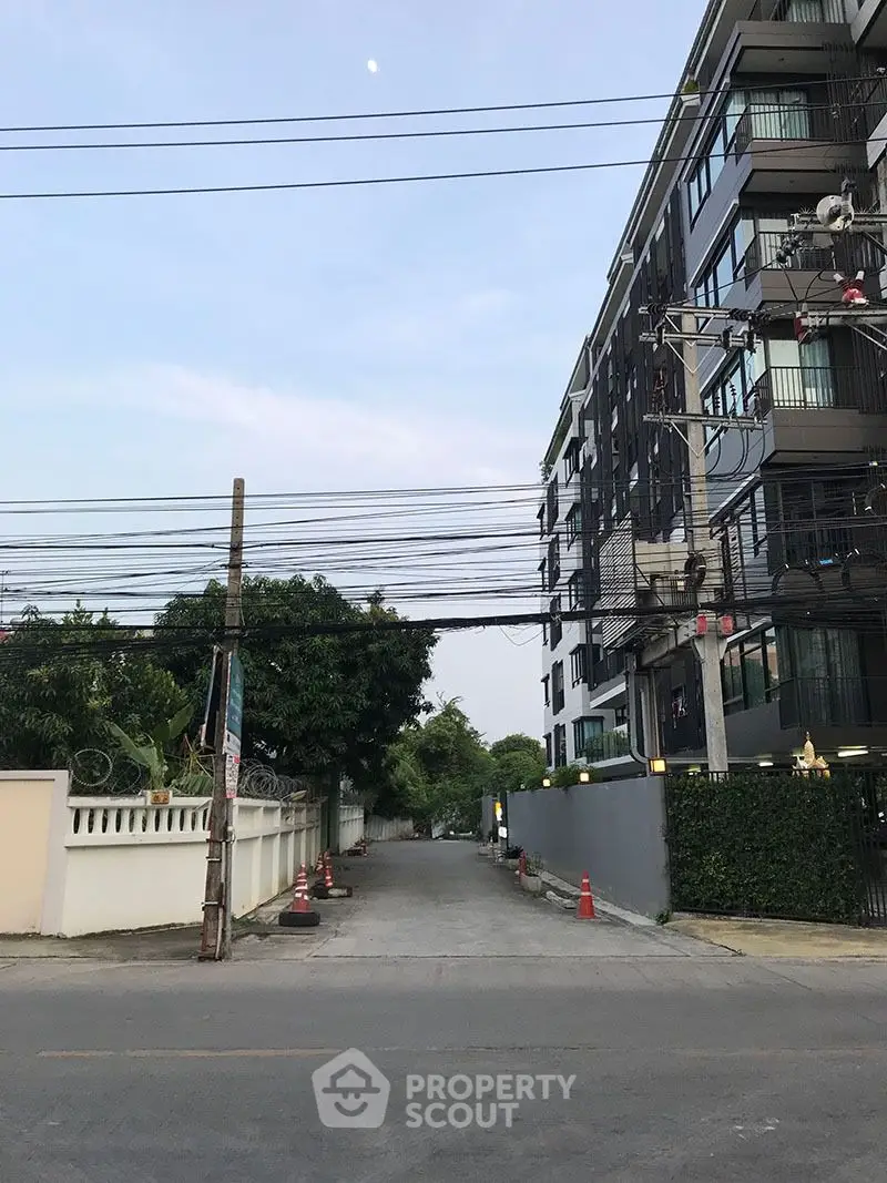  1 Bedroom Condo -18
