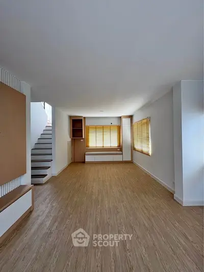 image_rental-29888877