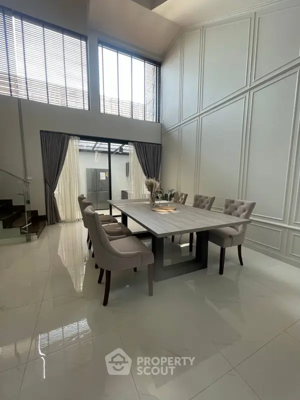 image_rental-28426073