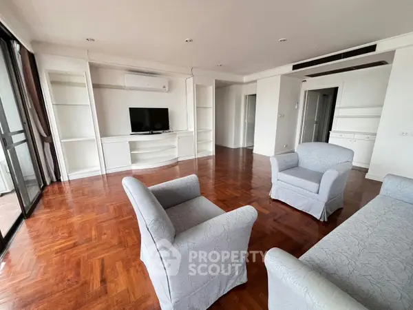 image_rental-30746817