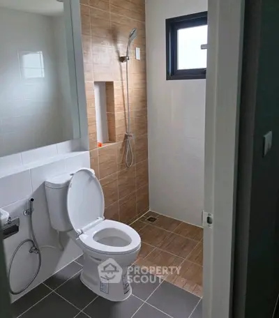 Screenshot 2568-11-07 at 09.22.25.jpg