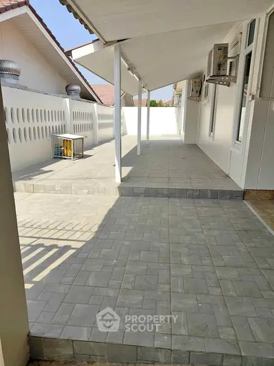 image_rental-27586752