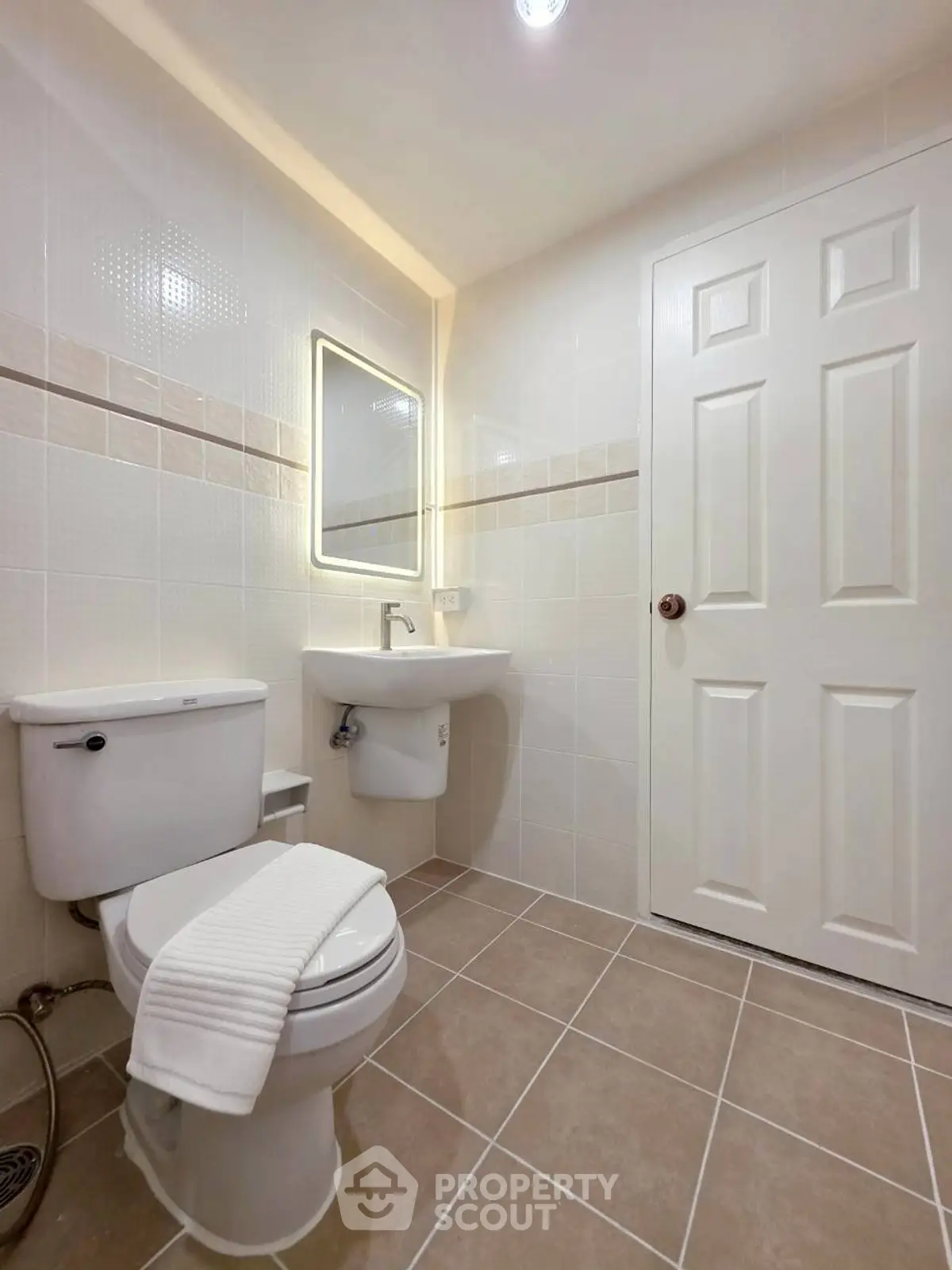 Modern bathroom with sleek fixtures and ambient lighting