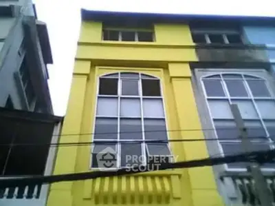 image_rental-28005422