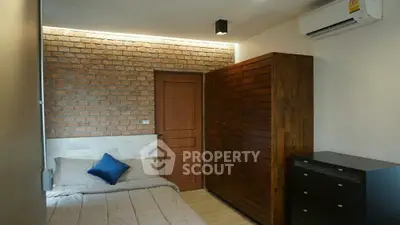  2 Bedrooms Condo -3