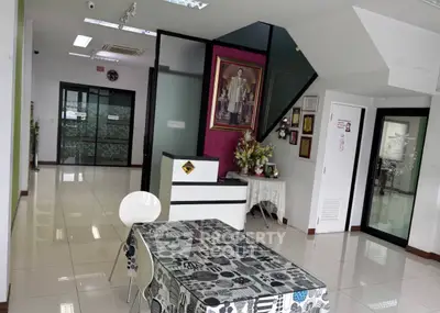 Screenshot 2568-11-14 at 09.10.32.jpg