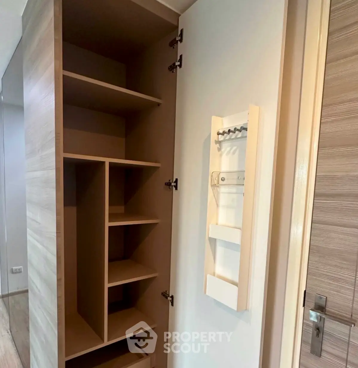 Screenshot 2569-03-25 at 22.12.19.jpg