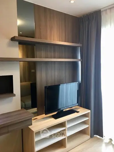  1 Bedroom Condo at Elio Del Ray Sukhumvit 64-4
