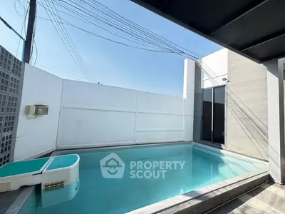 image_rental-28849499