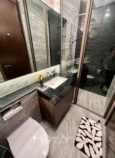 Luxurious modern bathroom with sleek design and elegant fixtures