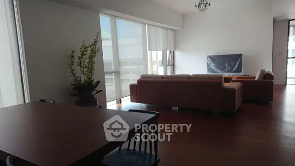 image_rental-14619051