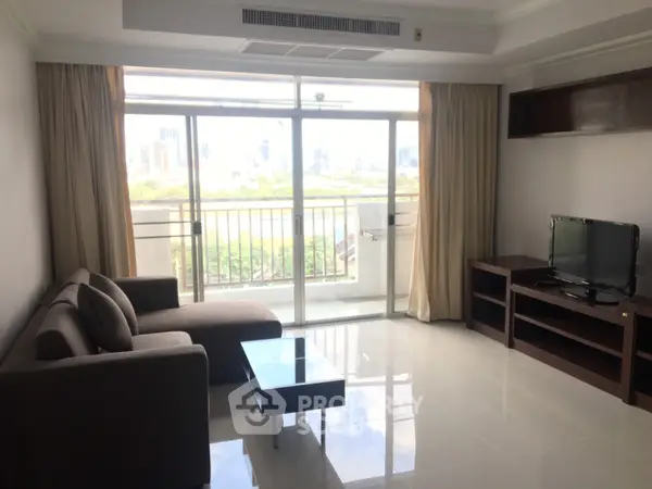 image_rental-5302304