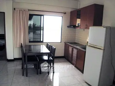  2 Bedrooms Apartment at Lin Court-2