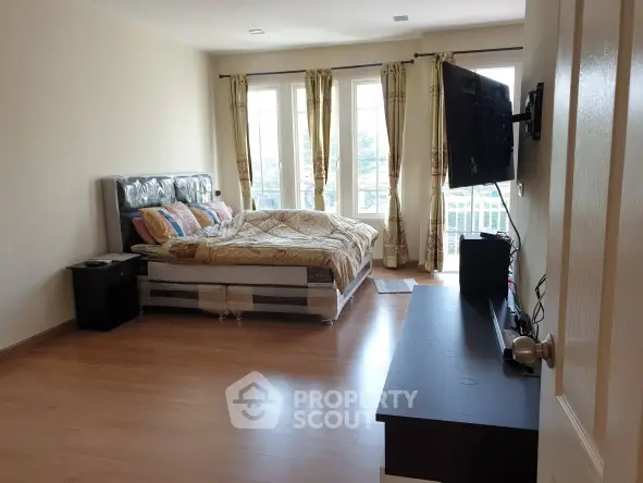 image_rental-5988411