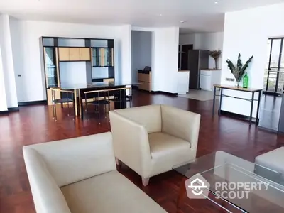  3 Bedrooms Condo -2