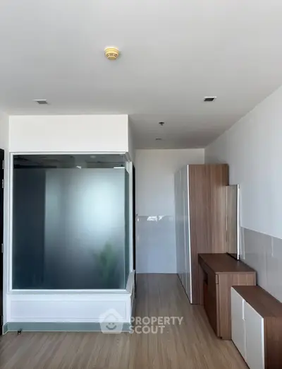 image_rental-27663429