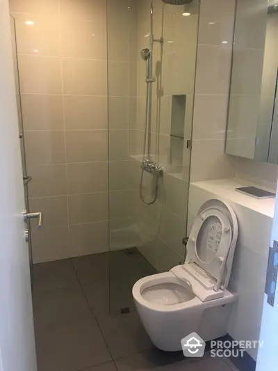  1 Bedroom Condo at Siamese Surawong-2