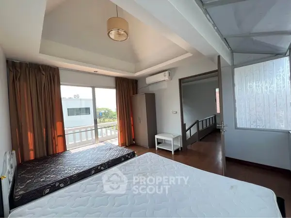 image_rental-30098712