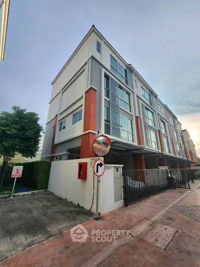 image_rental-28969149