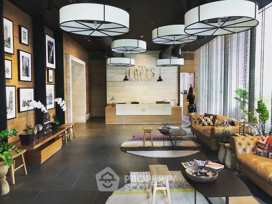 Luxurious modern lobby with stylish seating and elegant decor