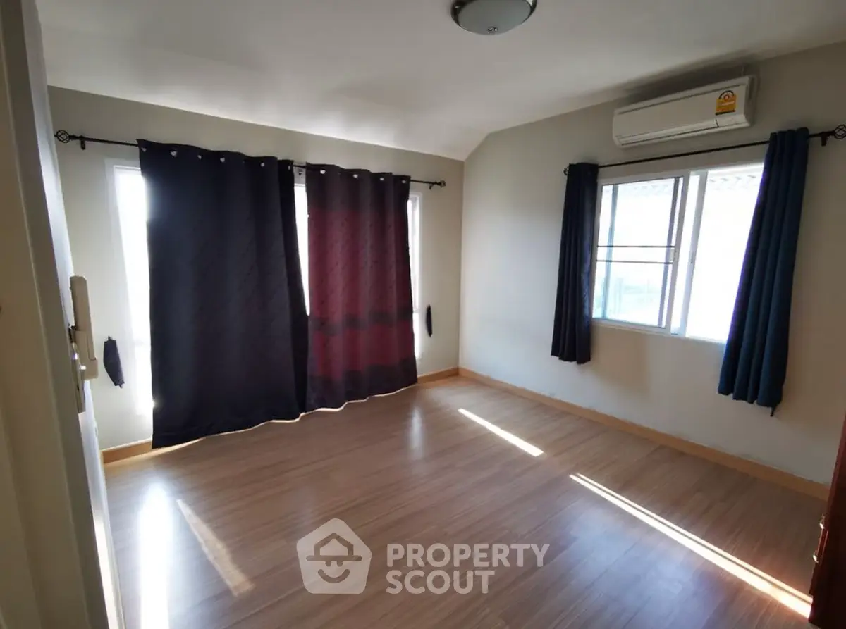 Screenshot 2567-03-21 at 14.30.21.jpg