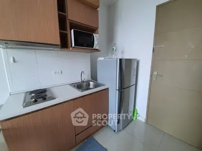 Fully Furnished 1 Bedroom Condo at Ideo Phahoi Chatuchak-2