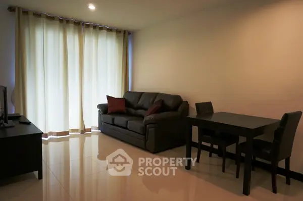 image_rental-5308335