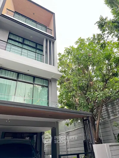 image_rental-29844597