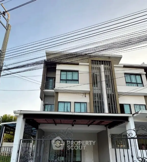 image_rental-28432787