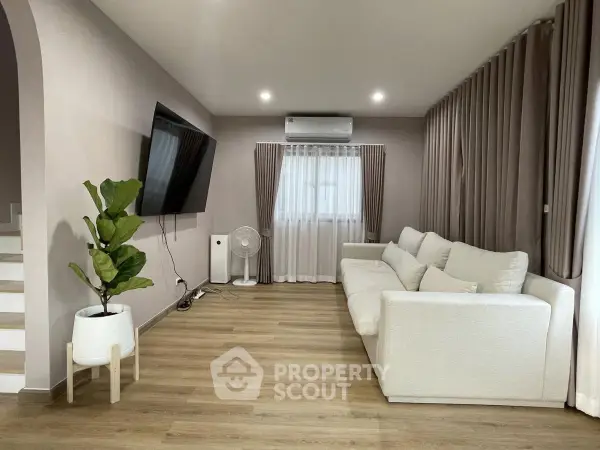 image_rental-30086933