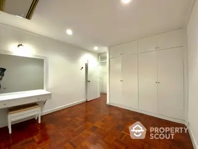  4 Bedrooms Condo at Tpj Condominium-2