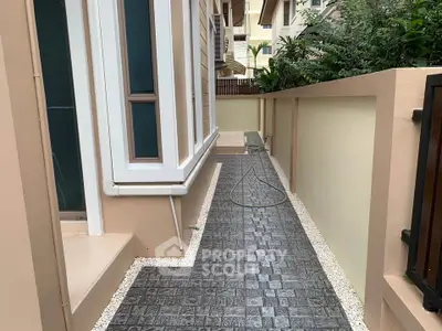 image_rental-27277790