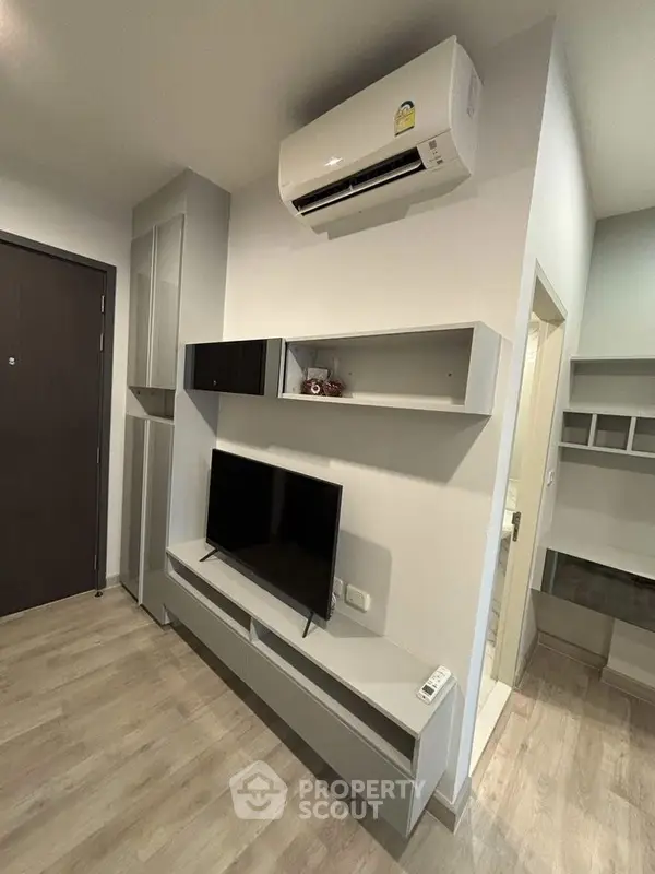 image_rental-17685810