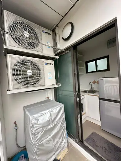 image_rental-31751215