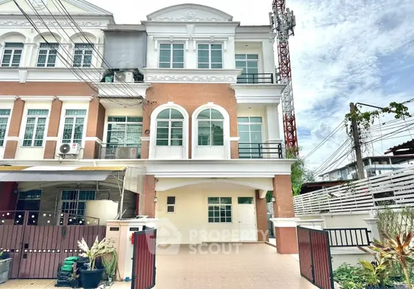 image_rental-13138487