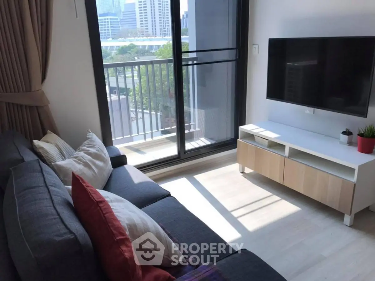  2 Bedrooms Condo at Life One Wireless ไลฟ์ วัน วิทยุ-1