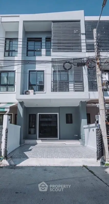 image_rental-16746920