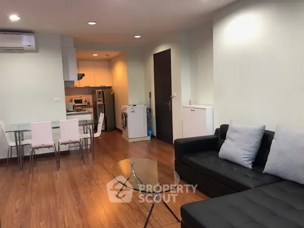 image_rental-5291840