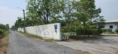 Spacious property with lush greenery and private entrance, ideal for development or investment opportunities.