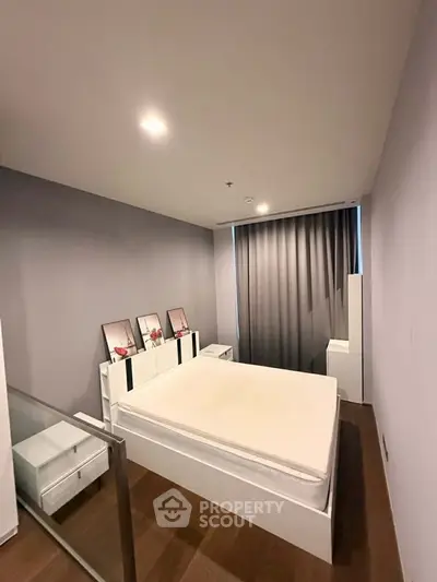 Modern bedroom with minimalist design and cozy ambiance