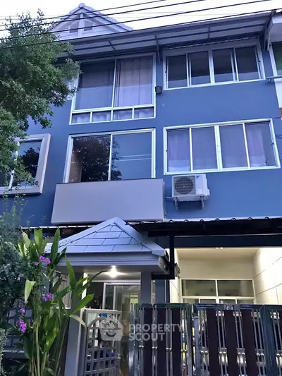 image_rental-27647212