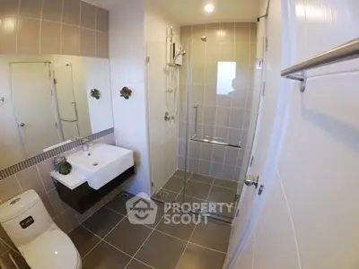  2 Bedrooms Condo at The Stage Taopoon Interchange-4