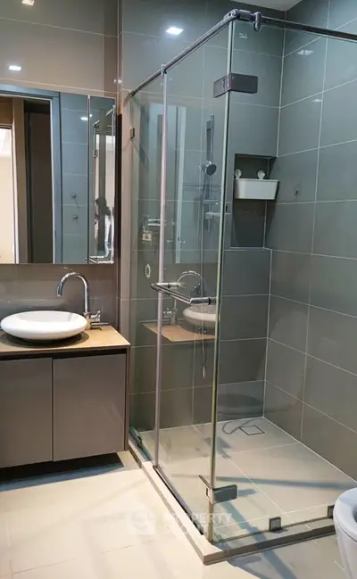  2 Bedrooms Condo at M Silom-3