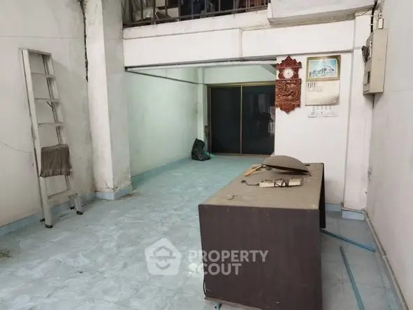 image_rental-28712526