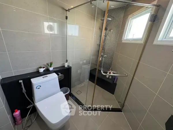 image_rental-23780517