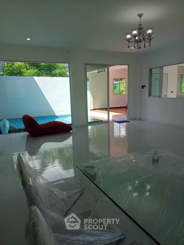 image_rental-28166954