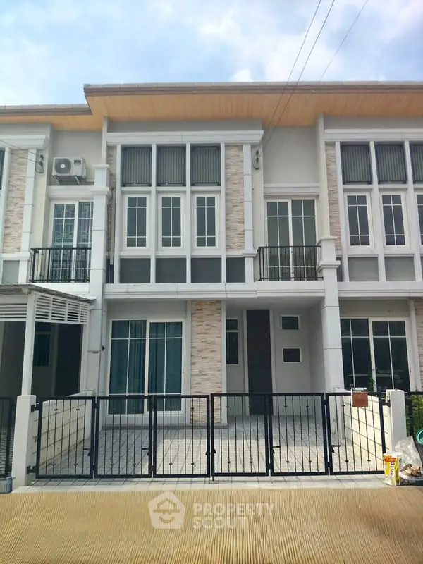 image_rental-27278395