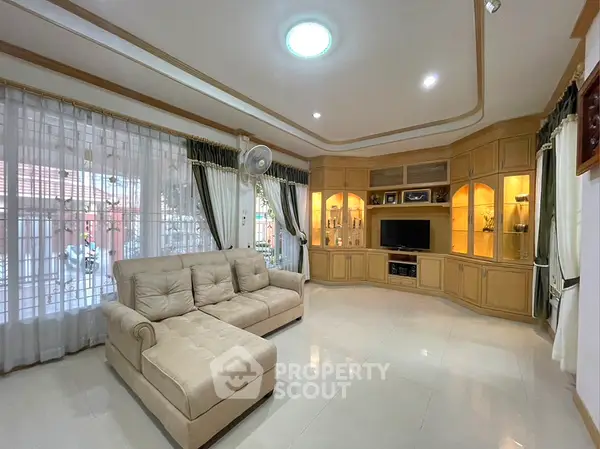 image_rental-11719680