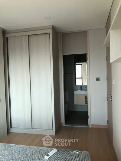 1 Bedroom Condo at Lumpini Suite Dindaeng Ratchaprarop-5