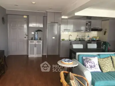  2 Bedrooms Condo -4
